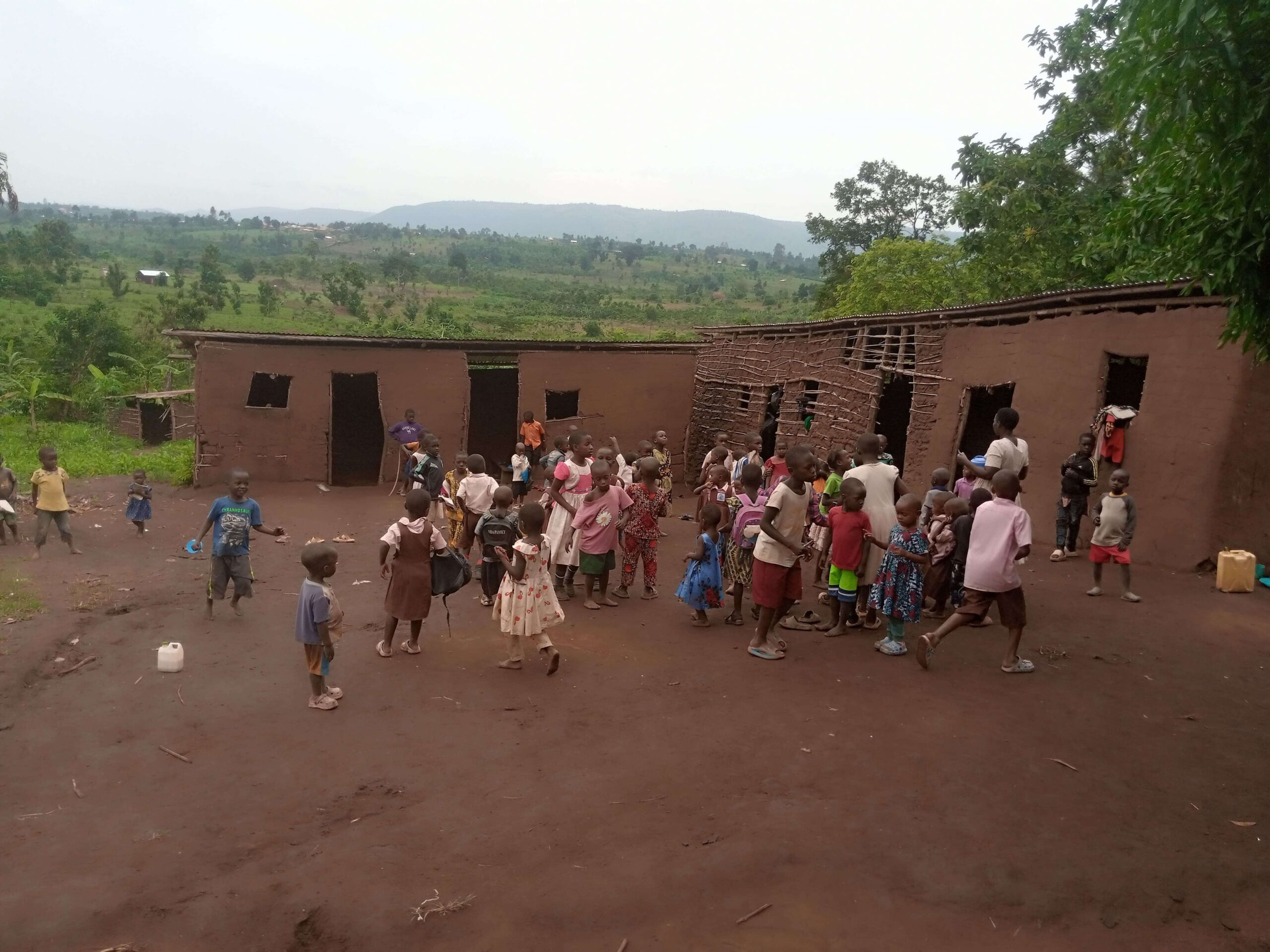 Hill View School and its community